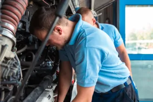 IOV-Ilmenau-Jobs-KFZ-Mechaniker